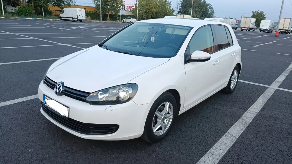 Fotografie: 2010 Volkswagen Golf