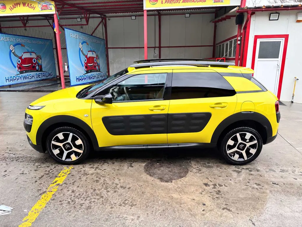 Fotografie: 2016 Citroen C4 Cactus