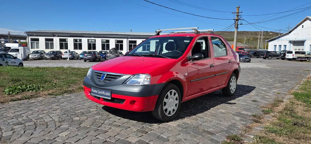Fotografie: 2007 Dacia Logan