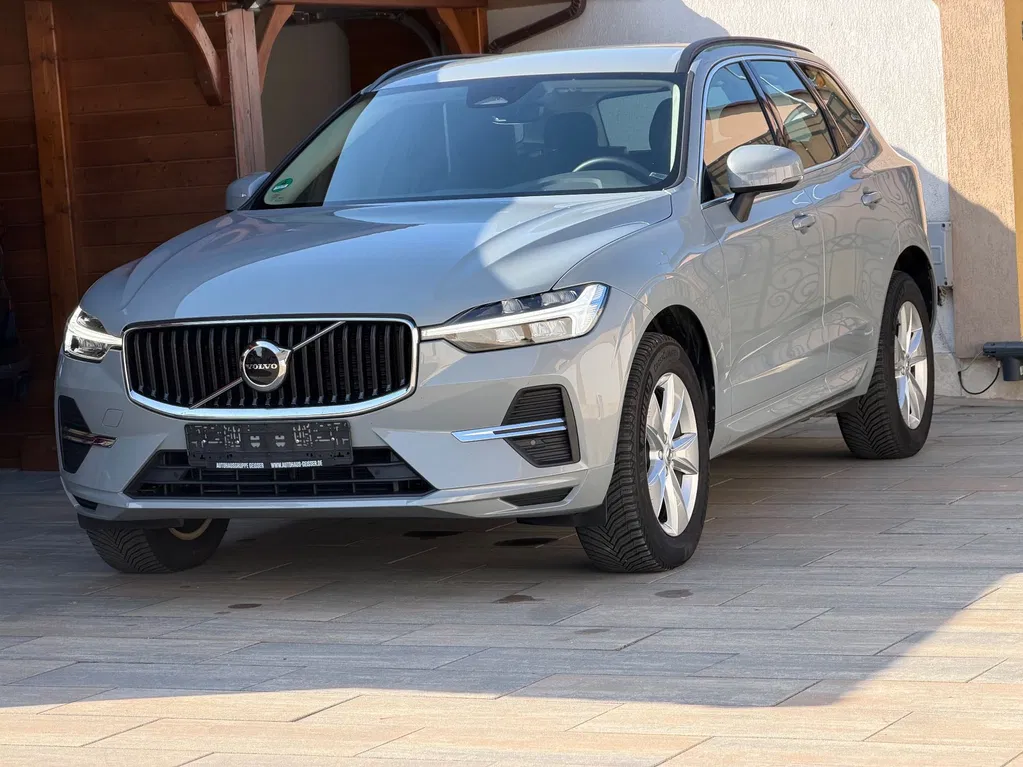Fotografie: 2023 Volvo XC 60