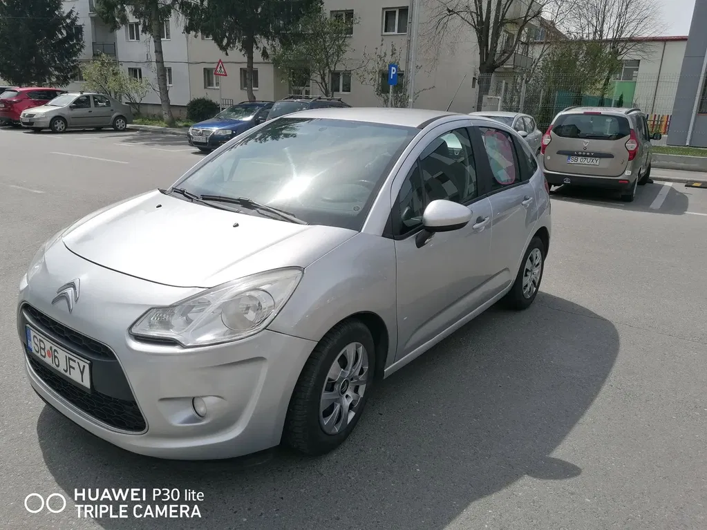 Fotografie: 2011 Citroen C3