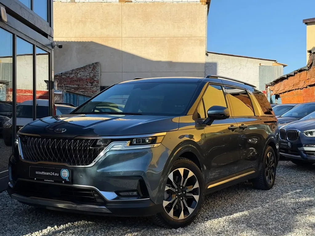 Fotografie: 2021 Kia Carnival