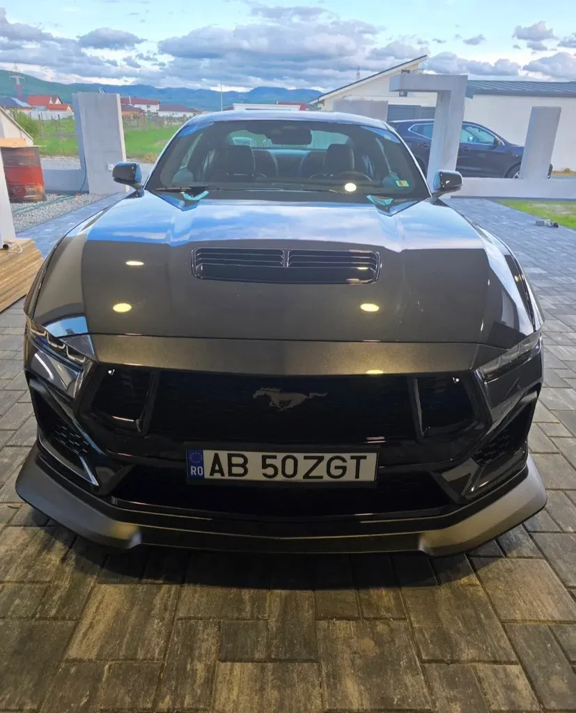 Fotografie: 2024 Ford Mustang