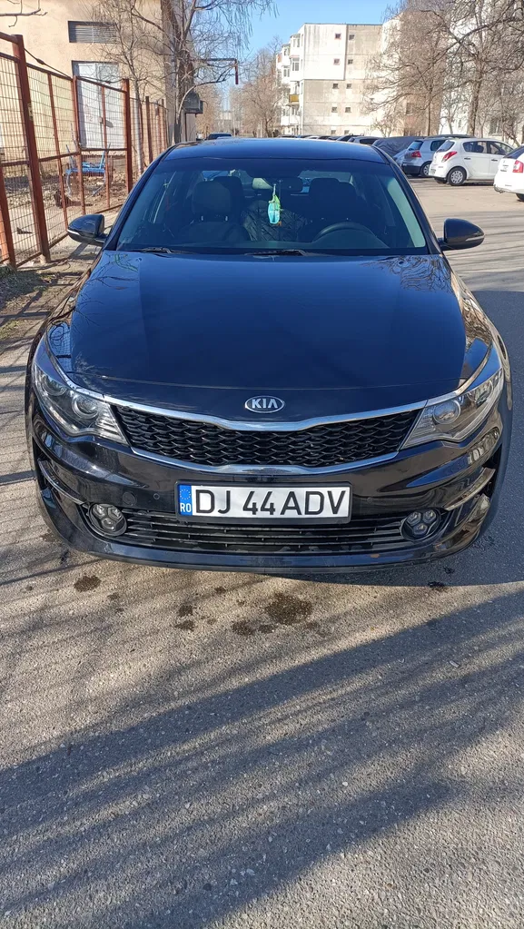 Fotografie: 2017 Kia Optima
