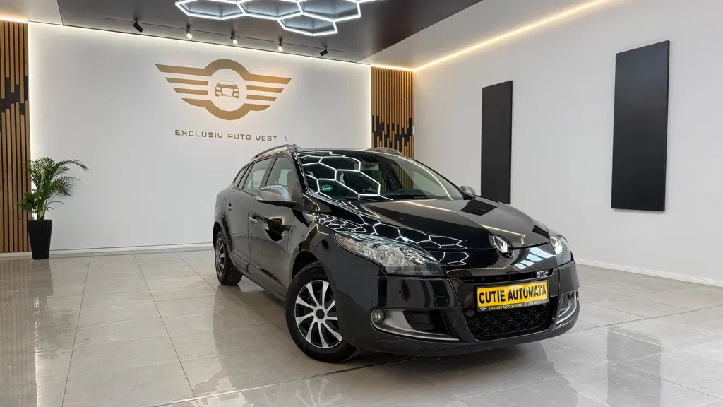 Fotografie: 2011 Renault Megane
