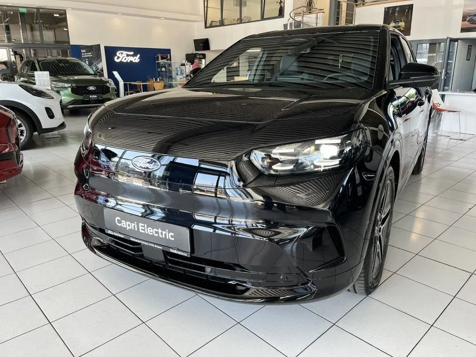 Fotografie: 2026 Ford Capri