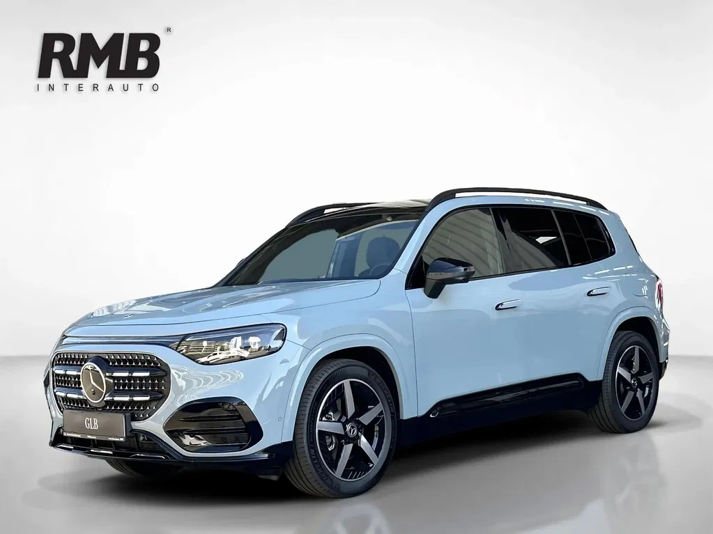 Fotografie: 2026 Mercedes-Benz GLB