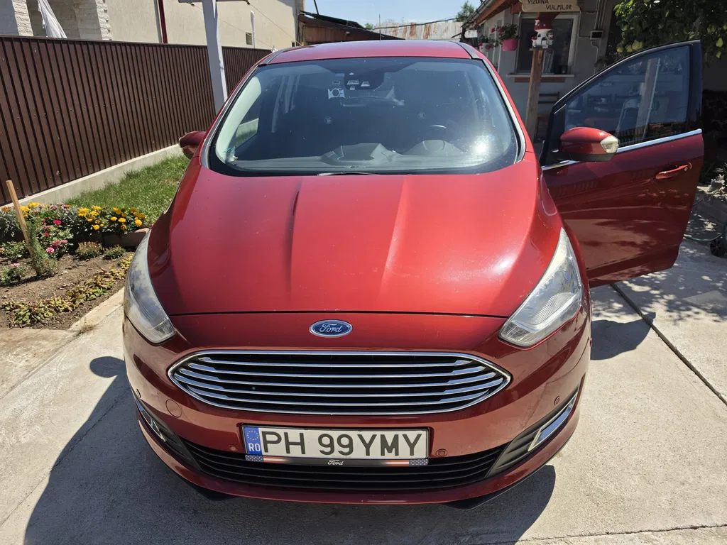 Fotografie: 2016 Ford Grand C-MAX