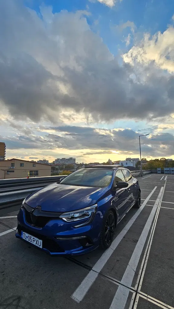 Fotografie: 2017 Renault Megane