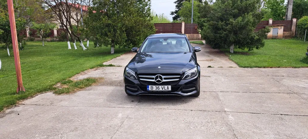 Fotografie: 2015 Mercedes-Benz C