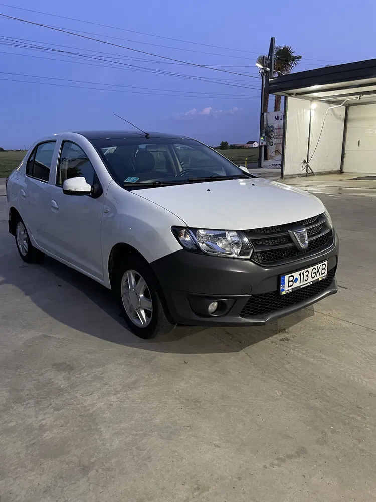 Fotografie: 2014 Dacia Logan