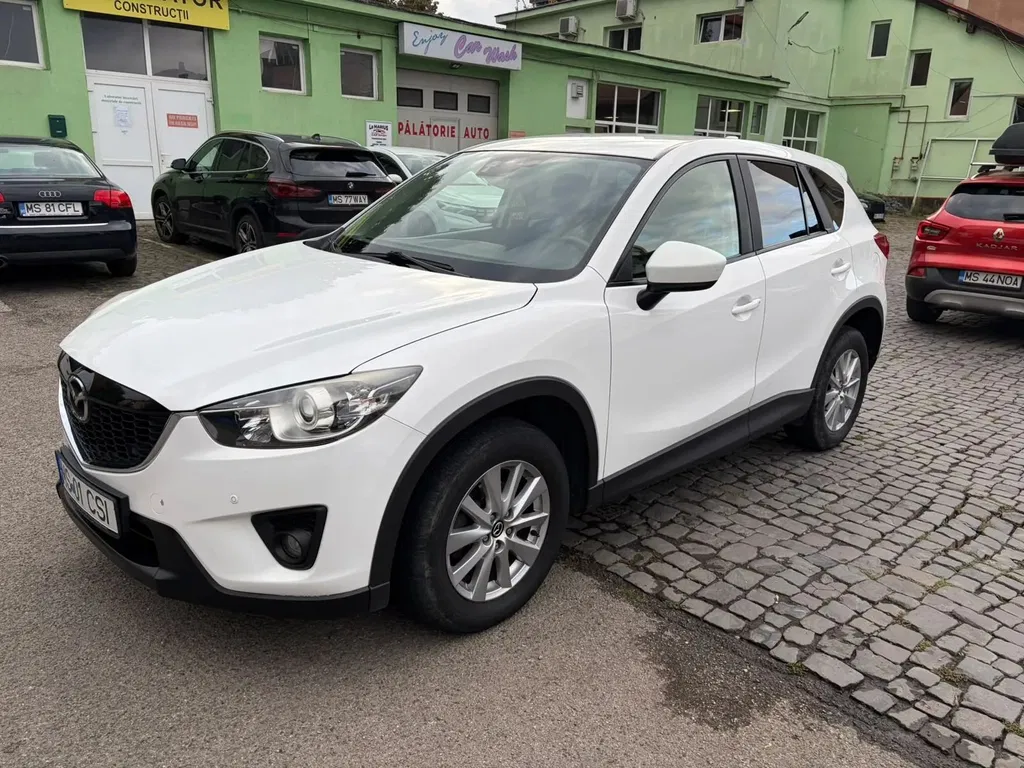 Fotografie: 2014 Mazda CX-5
