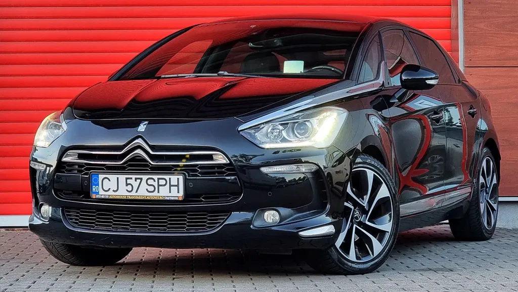 Fotografie: 2013 Citroen DS5