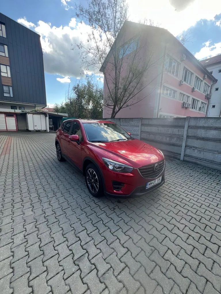 Fotografie: 2016 Mazda CX-5