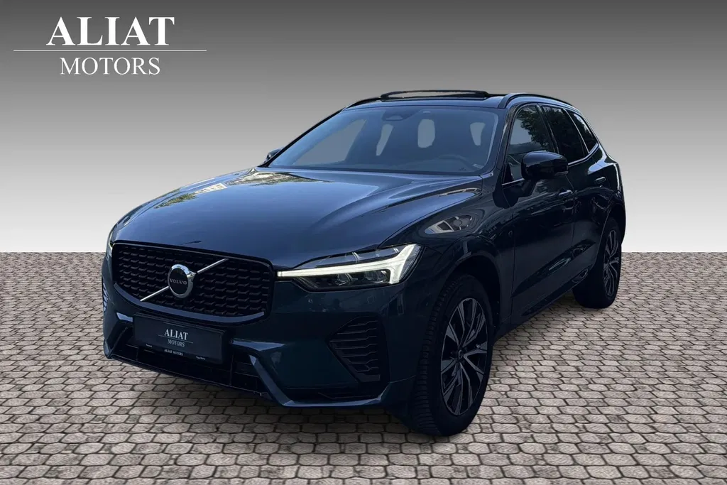 Fotografie: 2023 Volvo XC 60