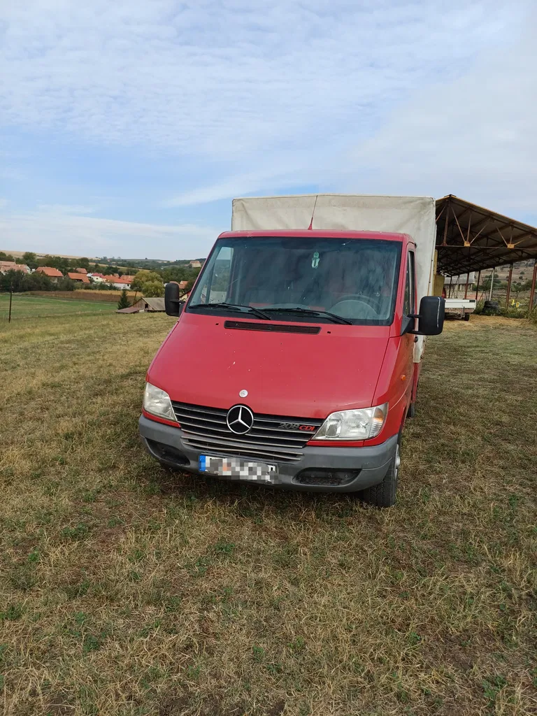 Fotografie: 2002 Mercedes-Benz Sprinter