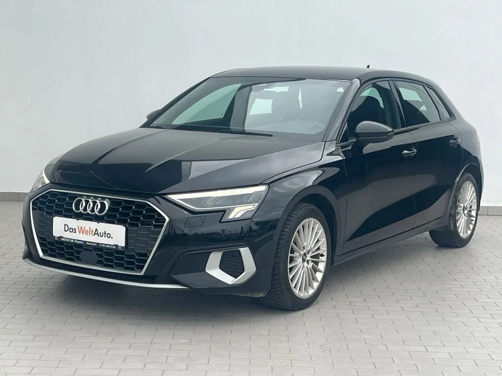 Fotografie: 2022 Audi A3 Sportback