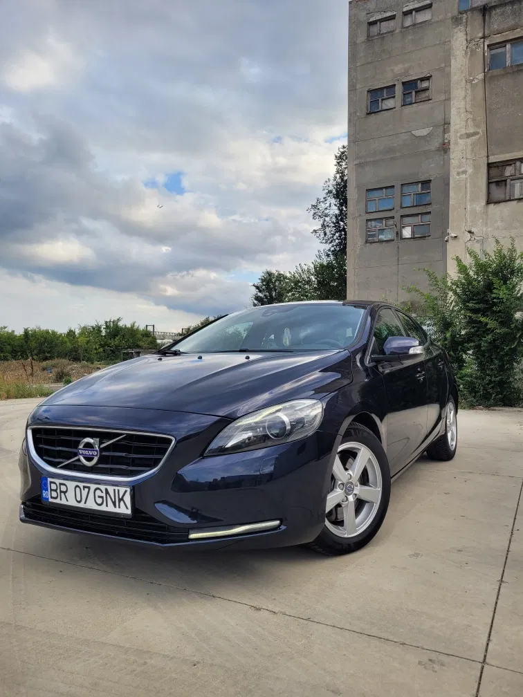 Fotografie: 2016 Volvo V40