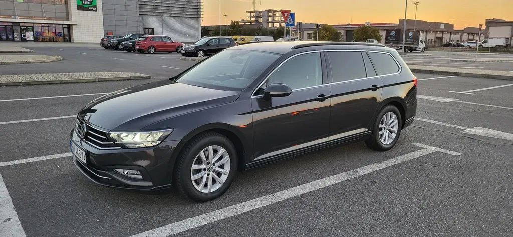 Fotografie: 2019 Volkswagen Passat