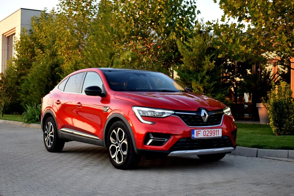 Fotografie: 2021 Renault Arkana