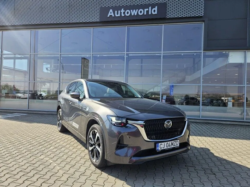 Fotografie: 2025 Mazda CX-60