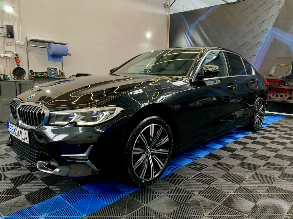 Fotografie: 2022 BMW Seria 3