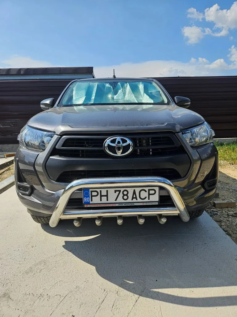 Fotografie: 2024 Toyota Hilux
