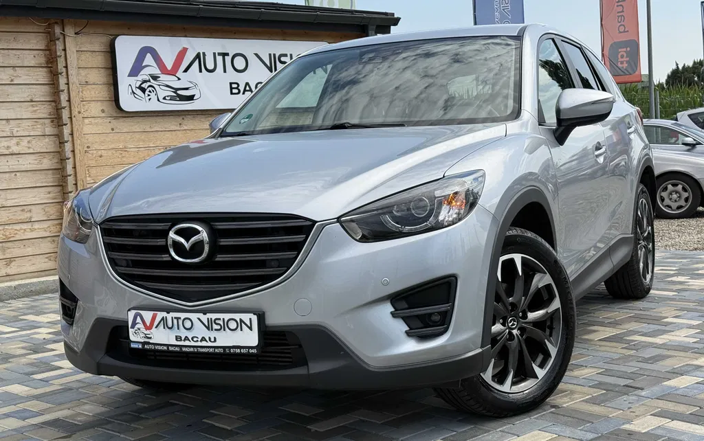 Fotografie: 2015 Mazda CX-5