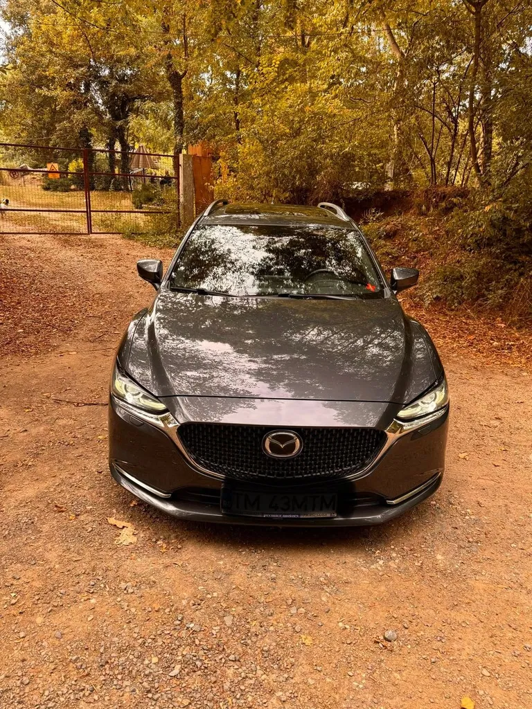 Fotografie: 2019 Mazda 6