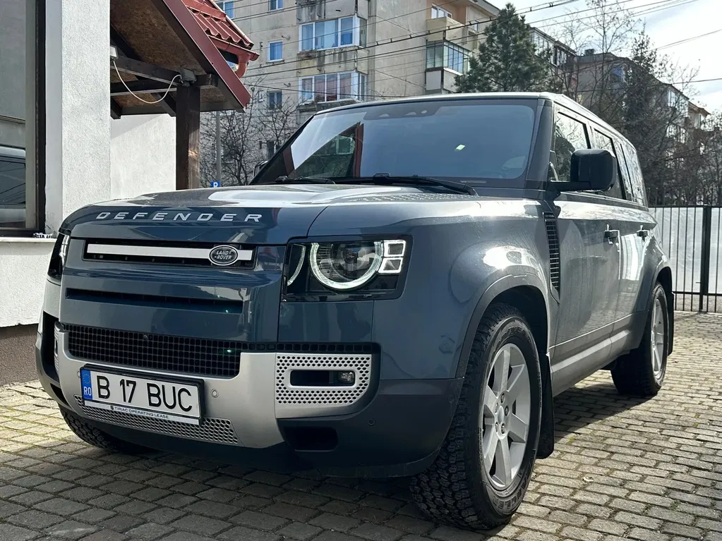 Fotografie: 2021 Land Rover Defender