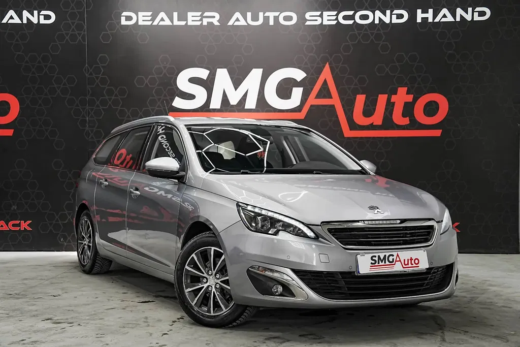 Fotografie: 2015 Peugeot 308
