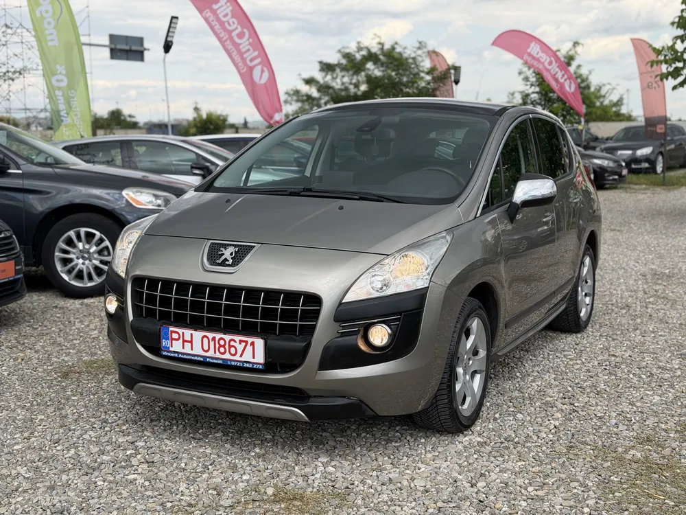 Fotografie: 2012 Peugeot 3008