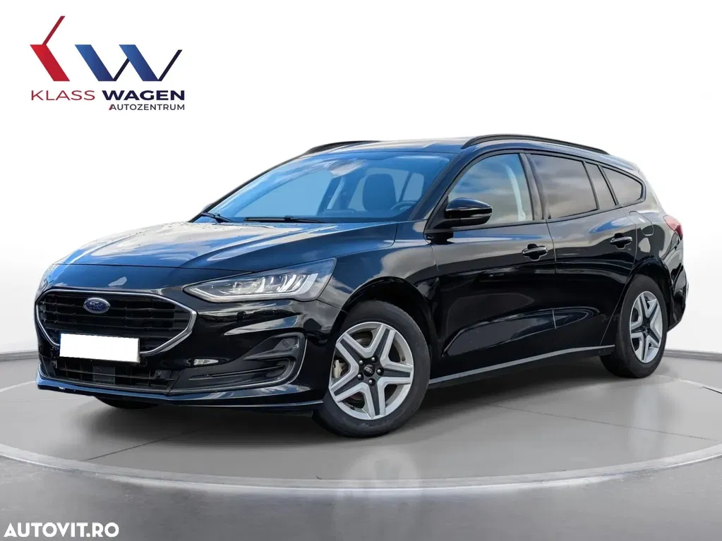 Fotografie: 2022 Ford Focus