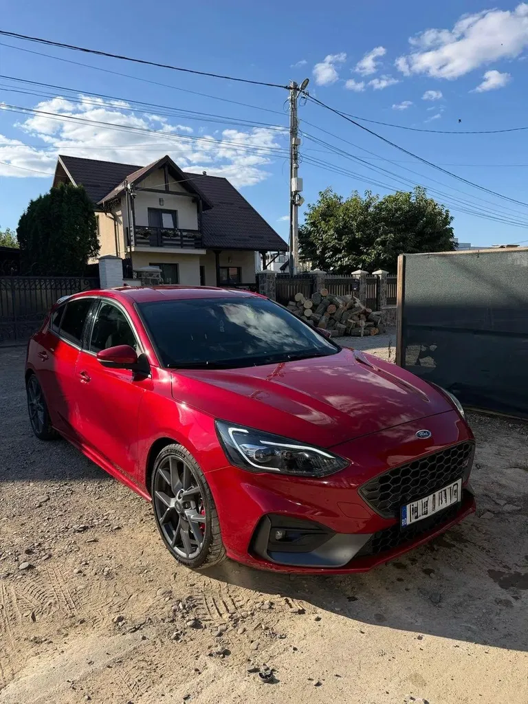 Fotografie: 2021 Ford Focus
