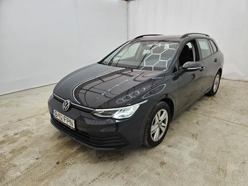 Fotografie: 2021 Volkswagen Golf