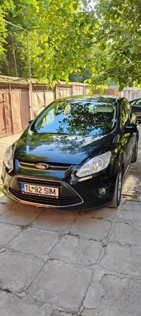 Fotografie: 2012 Ford C-MAX