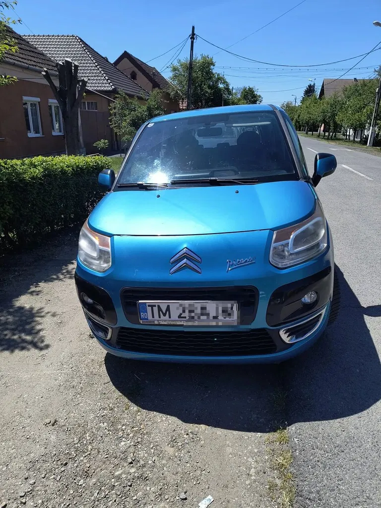 Fotografie: 2010 Citroen C3 Picasso