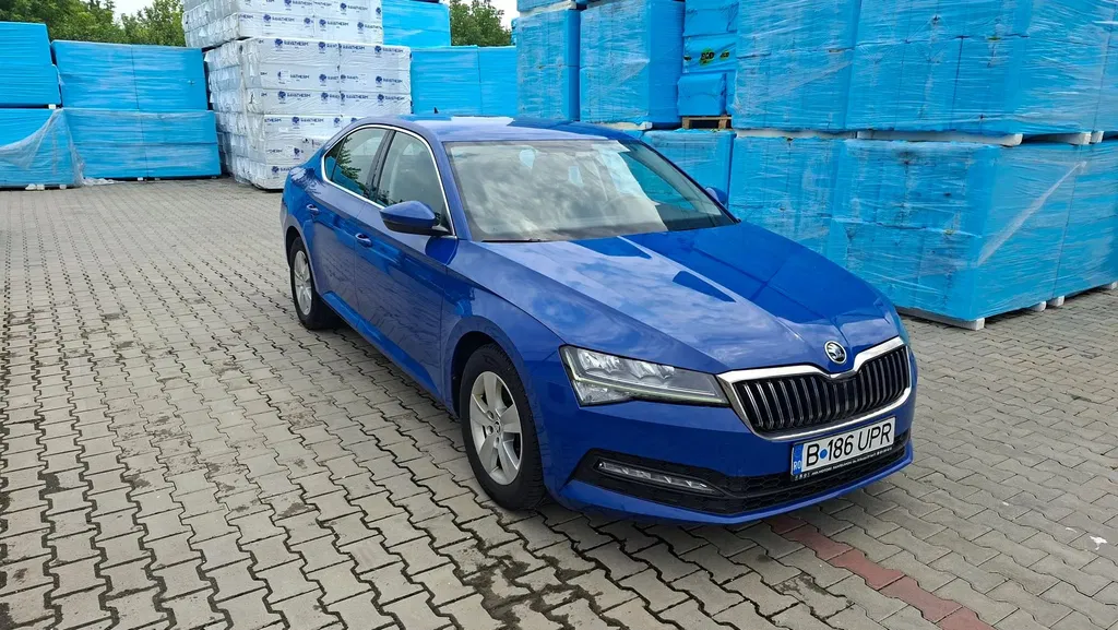 Fotografie: 2022 Skoda Superb
