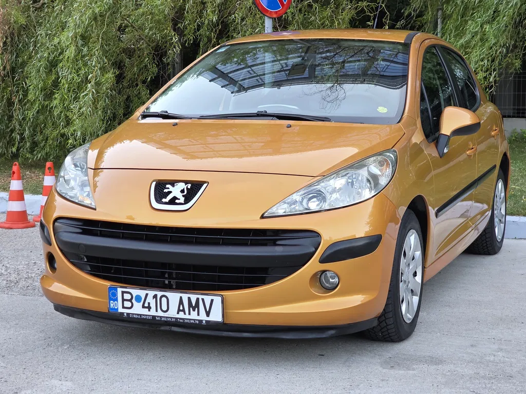 Fotografie: 2007 Peugeot 207