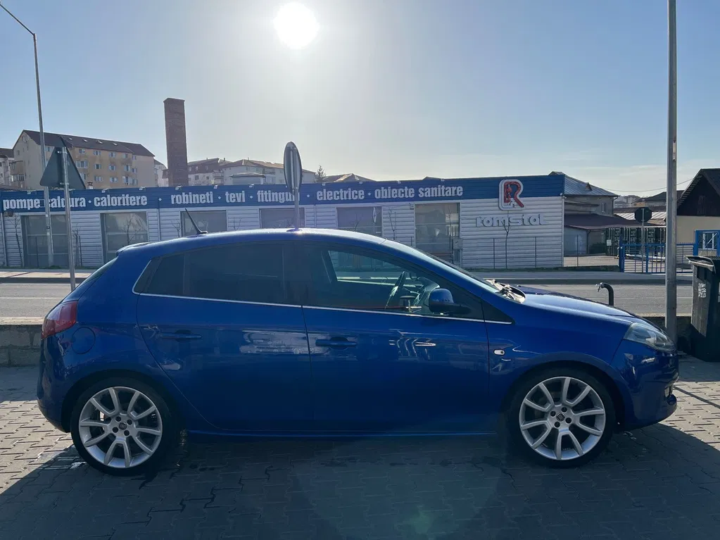 Fotografie: 2010 Fiat Bravo