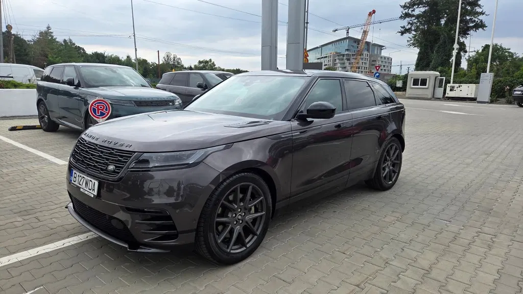 Fotografie: 2025 Land Rover Range Rover Velar
