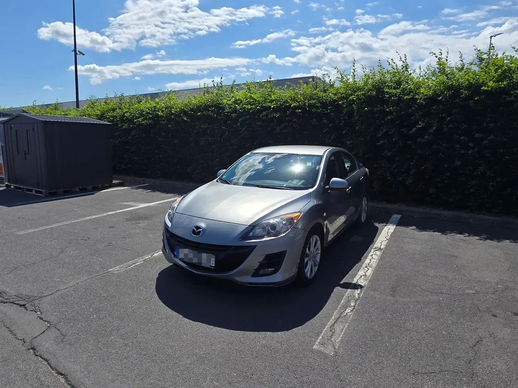 Fotografie: 2009 Mazda 3