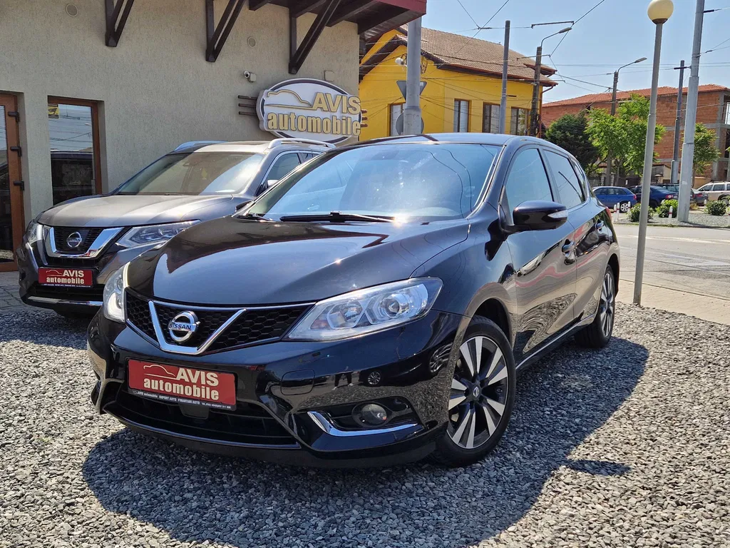 Fotografie: 2016 Nissan Pulsar