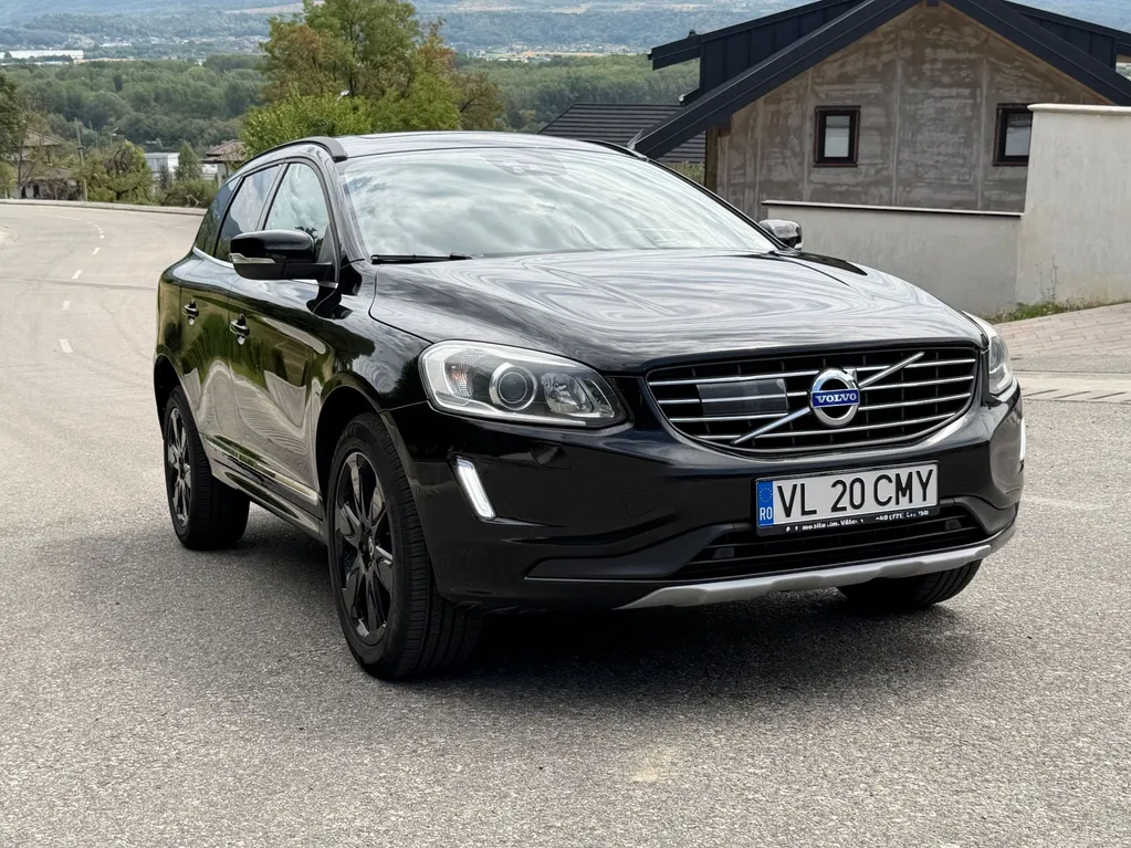 Fotografie: 2015 Volvo XC 60