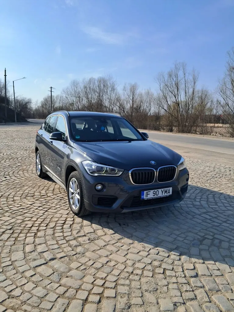 Fotografie: 2017 BMW X1