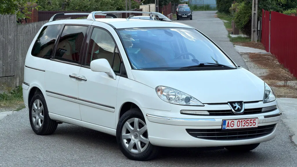Fotografie: 2011 Peugeot 807