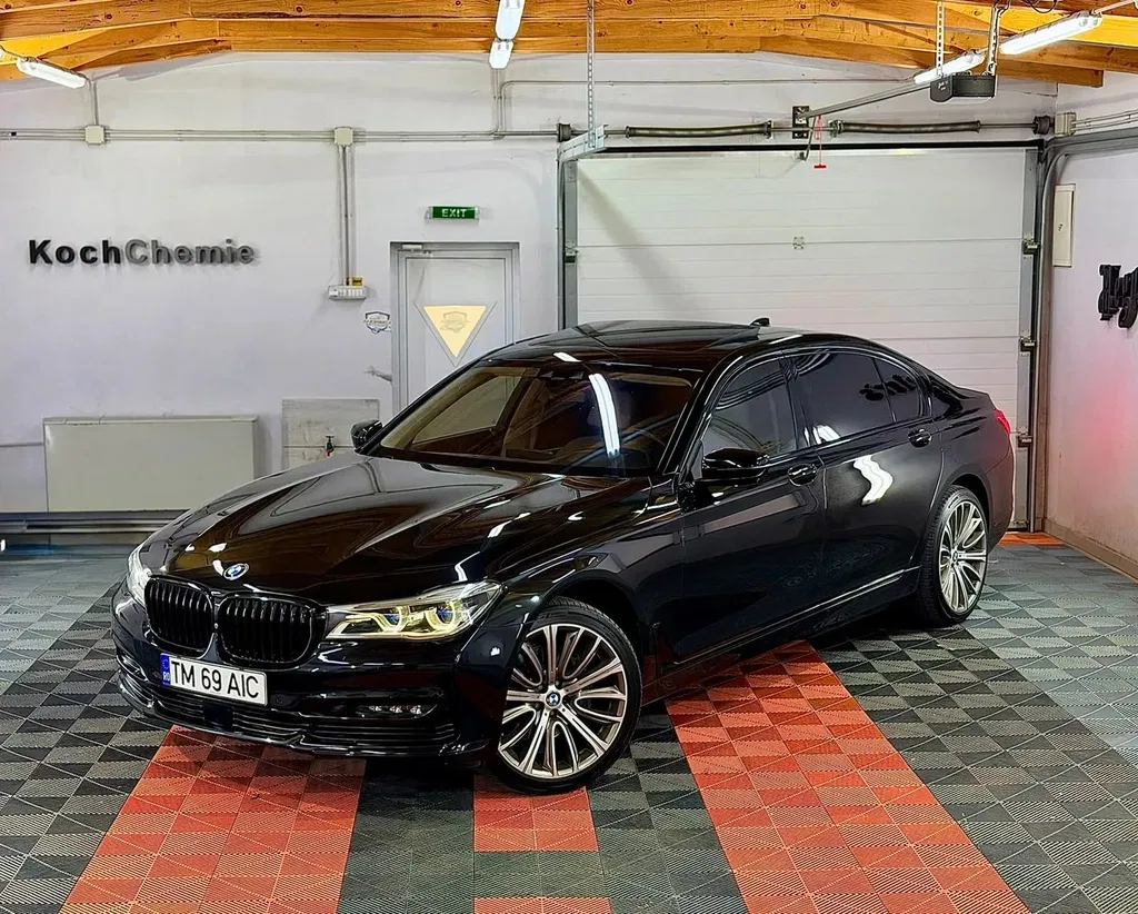 Fotografie: 2016 BMW Seria 7