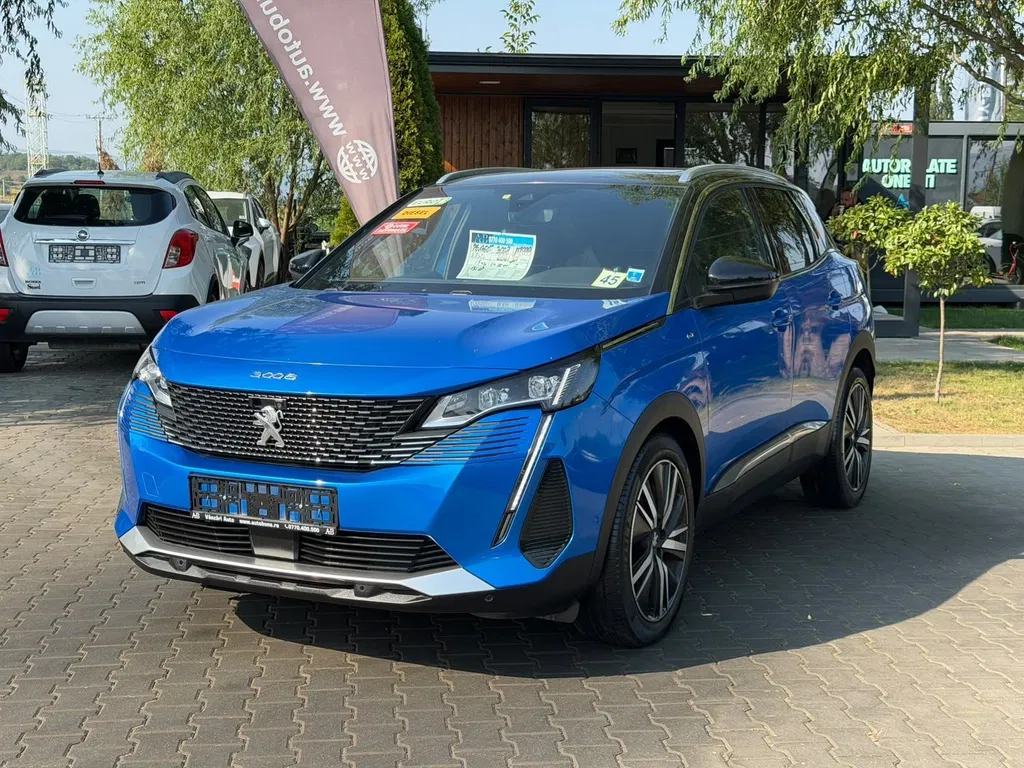 Fotografie: 2021 Peugeot 3008