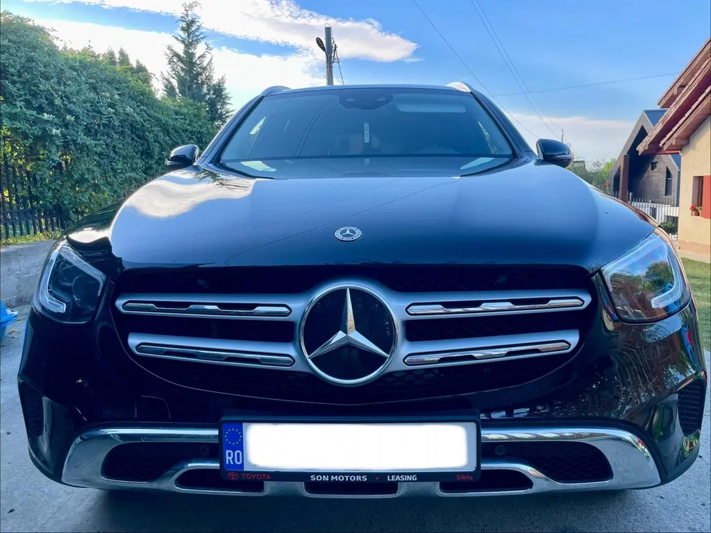 Fotografie: 2020 Mercedes-Benz GLC