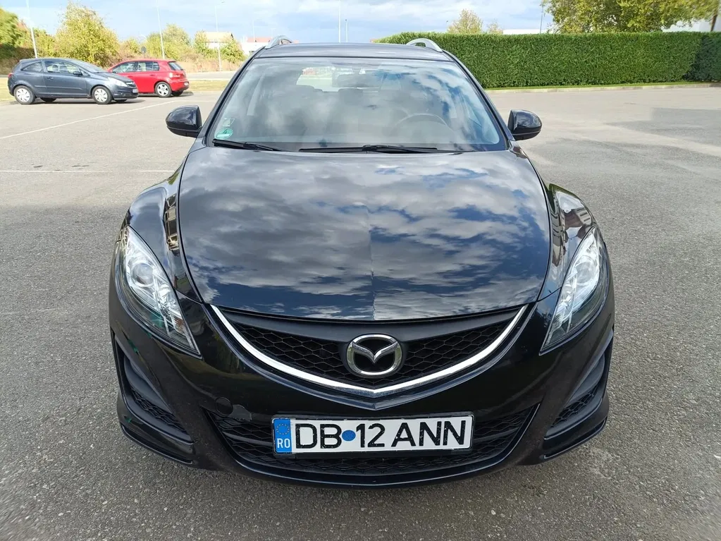 Fotografie: 2010 Mazda 6